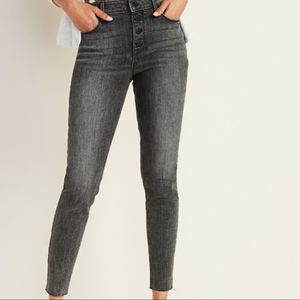 Old Navy Rockstar super skinny jegging